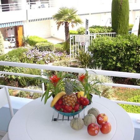 Agreable Appartement 4 Personnes A Villeneuve-Loubet Plage, Piscine, Mer, Commerces A Proximite Bagian luar foto